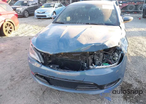 2015 Chrysler 200 S z USA, uszkodzony, nr VIN 1C3CCCBB0FN613711